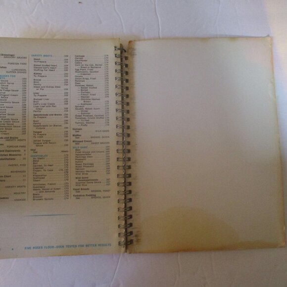Vintage Five Roses " A Guide to Good Cooking 21st Edition -Good Condition - Picture 3 of 7